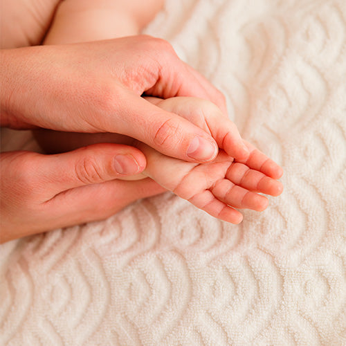 Les bienfaits du massage pour bébé