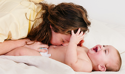 Maman solo avec un bébé : tous nos conseils du quotidien