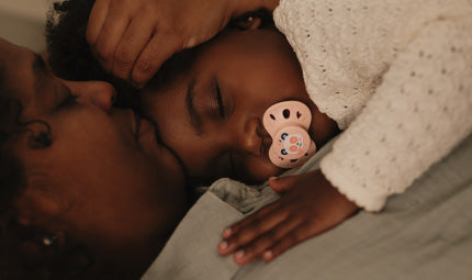 Tableau du sommeil de votre bébé : besoins et horaires par âge