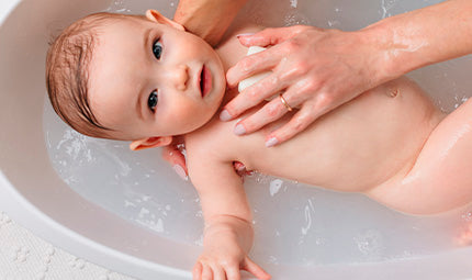 Comment et quand donner le bain au bébé ?
