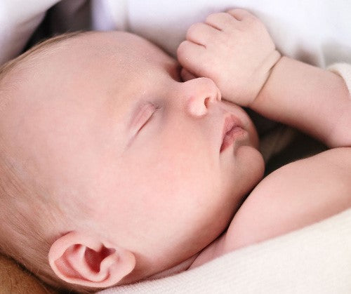 Sommeil de bébé - Conseils pratiques pour aider votre enfant à faire ses nuits.
