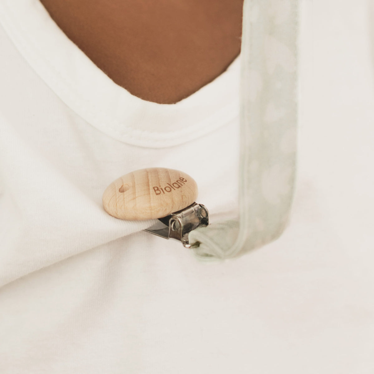 Attache-sucette